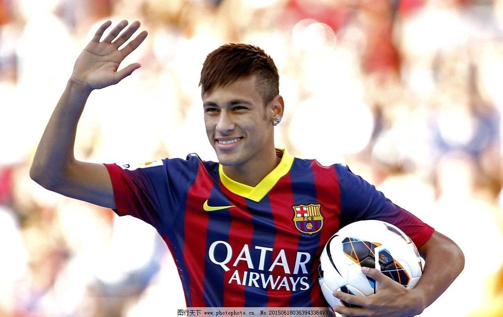 都令人瞩目 都令人瞩目